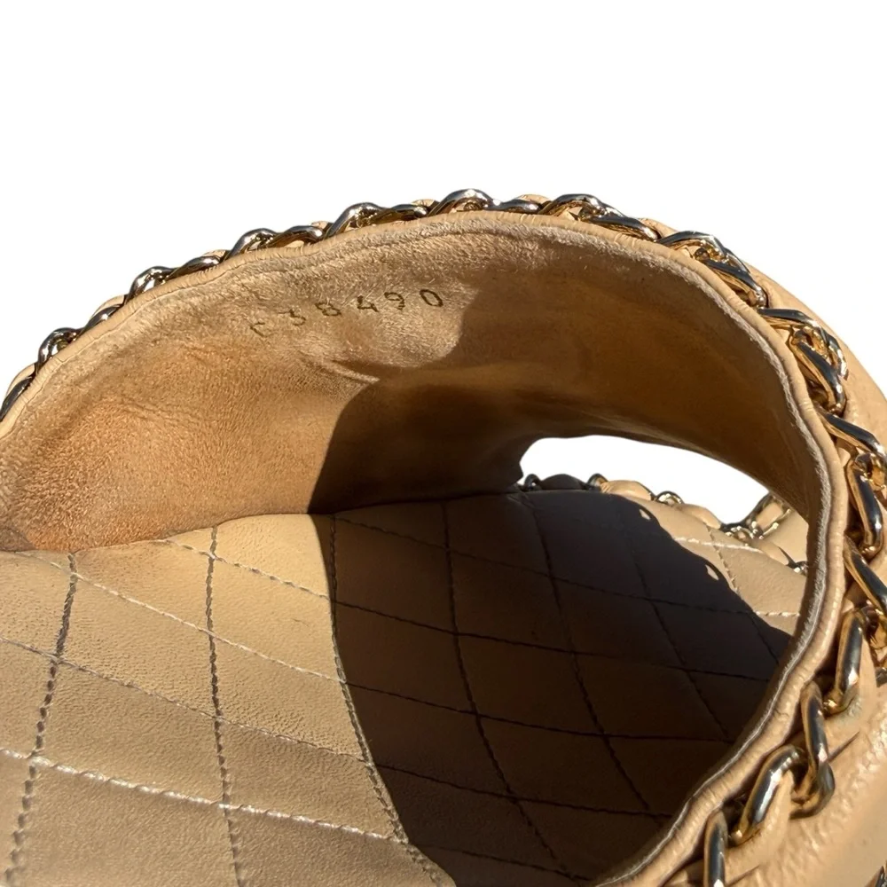 Chanel CC Chain Trim Quilted Slide Sandals Beige Leather Platform Size 41 Italy - Picture 8 of 15